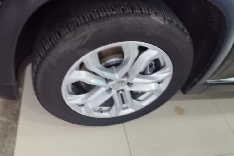 Used Nio ES8 2020 580 km Range Six-Seater Version Left Front Wheel Hub