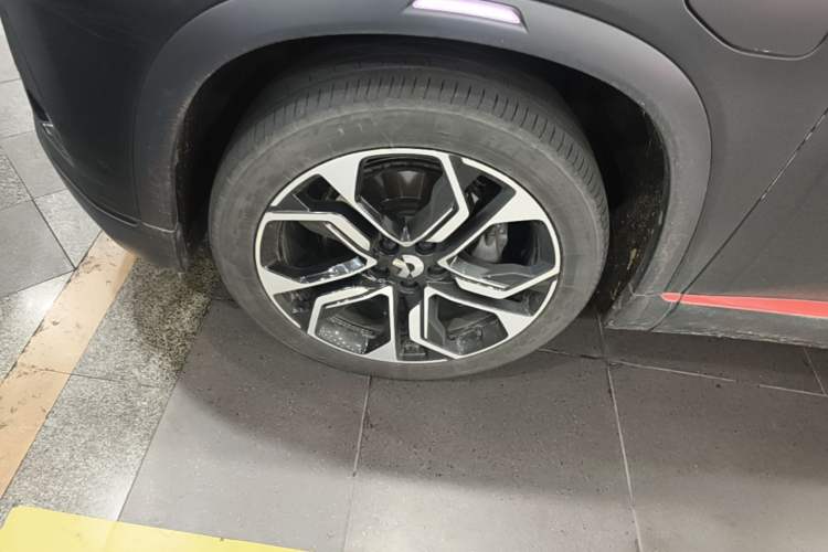 Used Nio ES8 2020 415 km Range 6-Seater Version Left Front Wheel Hub