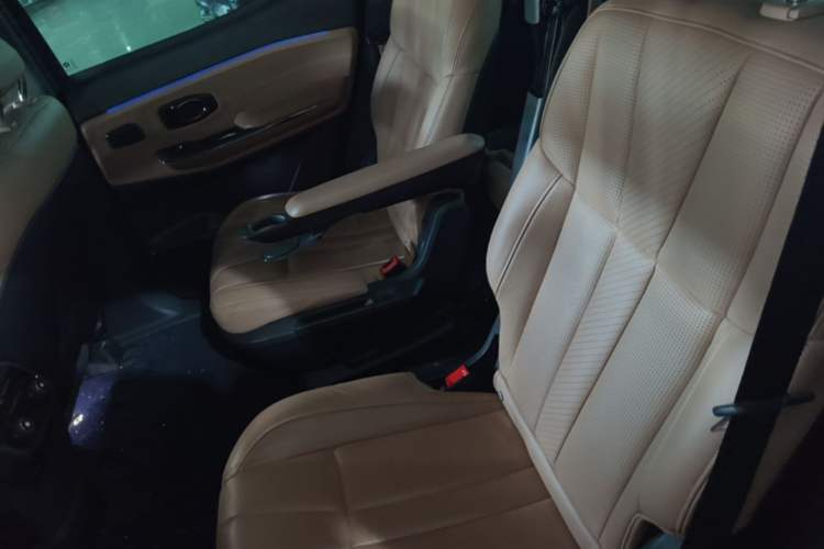 Used Nio ES8 2020 580 km Range Six-Seater Version Left Rear Seat