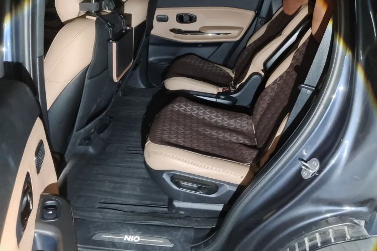 Used Nio ES8 2020 580 km Range Six-Seater Version Left Rear Seat