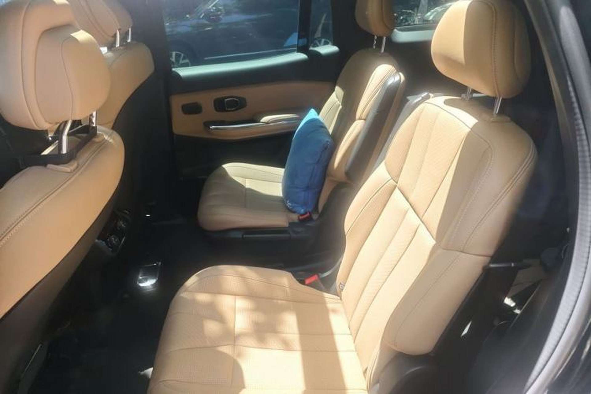 Used Nio ES8 2020 415 km Signature Edition 6-Seater Version Left Rear Seat