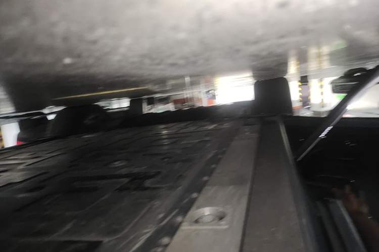 Used Nio ES8 2020 450 km Range 6-Seater Version Left Side Sill