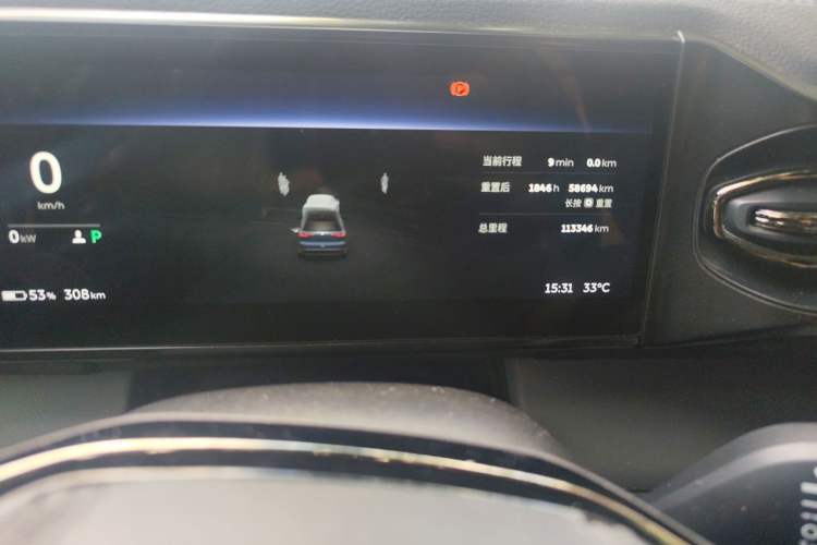 Used Nio ES8 2020 580 km Range 7-Seater Version Odometer Close Up