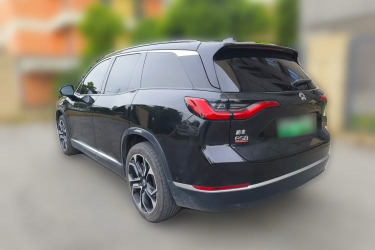 Used Nio ES8 2020 580 km Range Signature Edition Six-Seater Version Rear Left 45 Deg