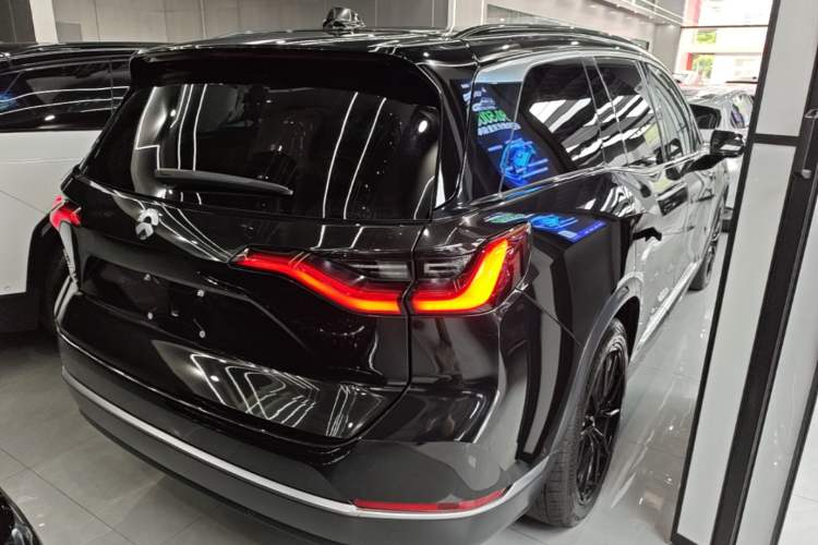 Used Nio ES8 2020 580 km Range Six-Seater Version Rear Right 45 Deg