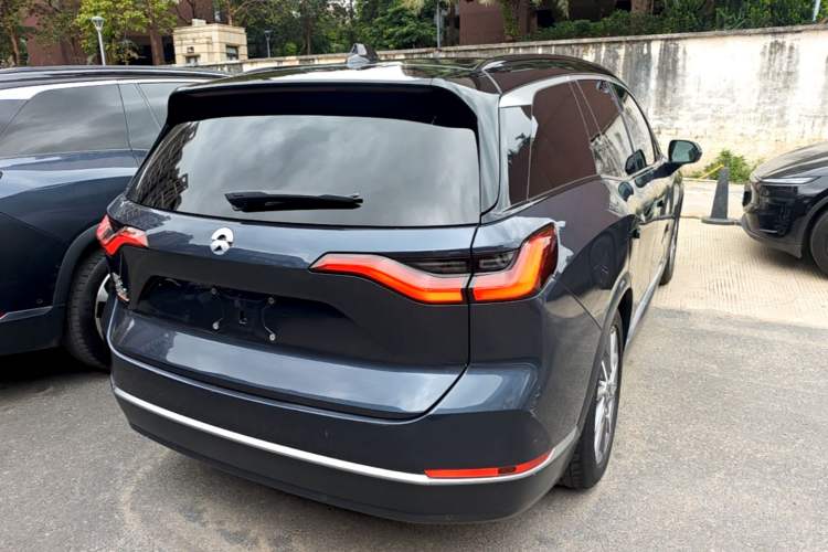 Used Nio ES8 2020 580 km Range Six-Seater Version Rear Right 45 Deg