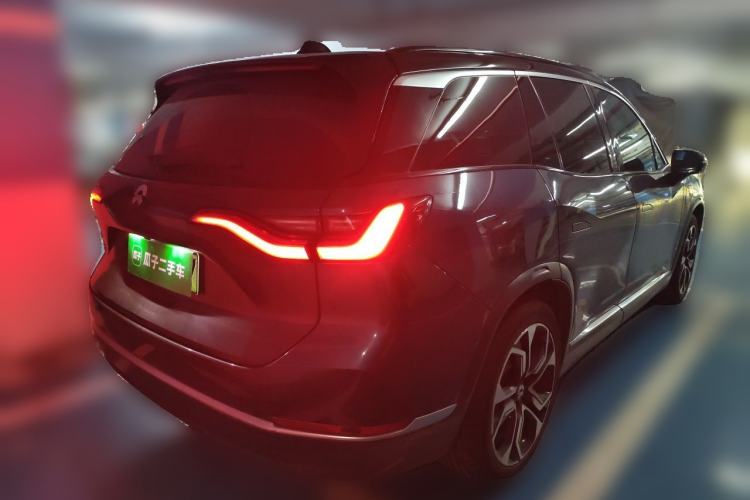 Used Nio ES8 2020 580 km Range Signature Edition Six-Seater Version Rear Right 45 Deg