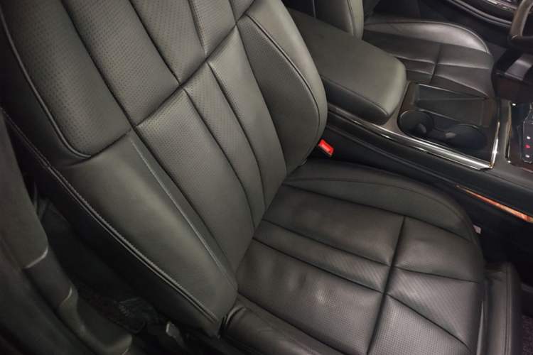 Used Nio ES8 2020 415 km Range 6-Seater Version Right Front Seat