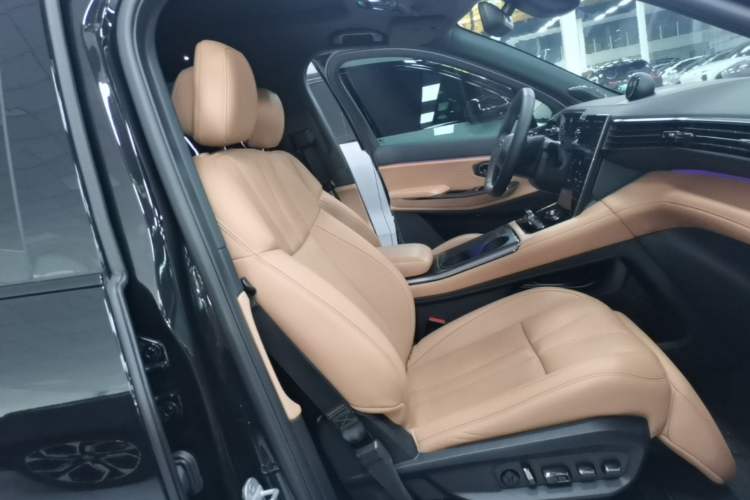 Used Nio ES8 2020 580 km Range Six-Seater Version Right Front Seat