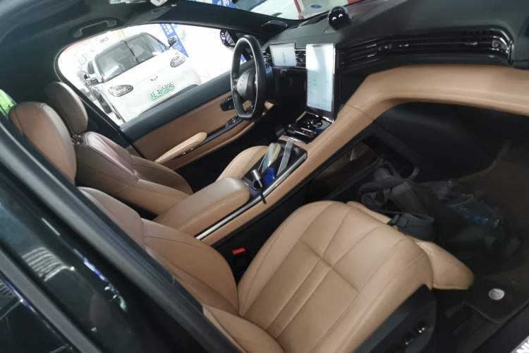 Used Nio ES8 2020 580 km Range Six-Seater Version Right Front Seat