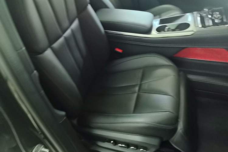 Used Nio ES8 2020 580 km Range Six-Seater Version Right Front Seat