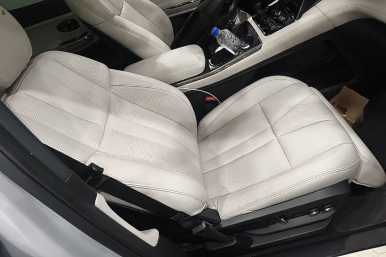 Used Nio ES8 2020 415 km Range 6-Seater Version Right Front Seat