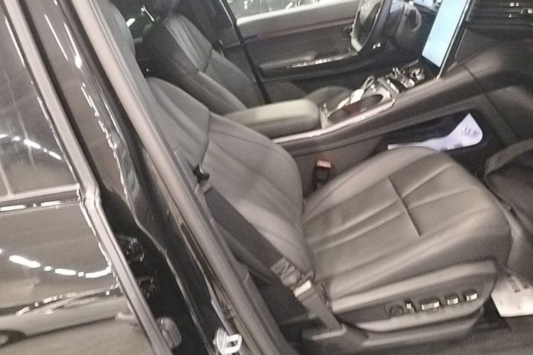 Used Nio ES8 2020 450 km Signature Edition 7-Seater Version Right Front Seat
