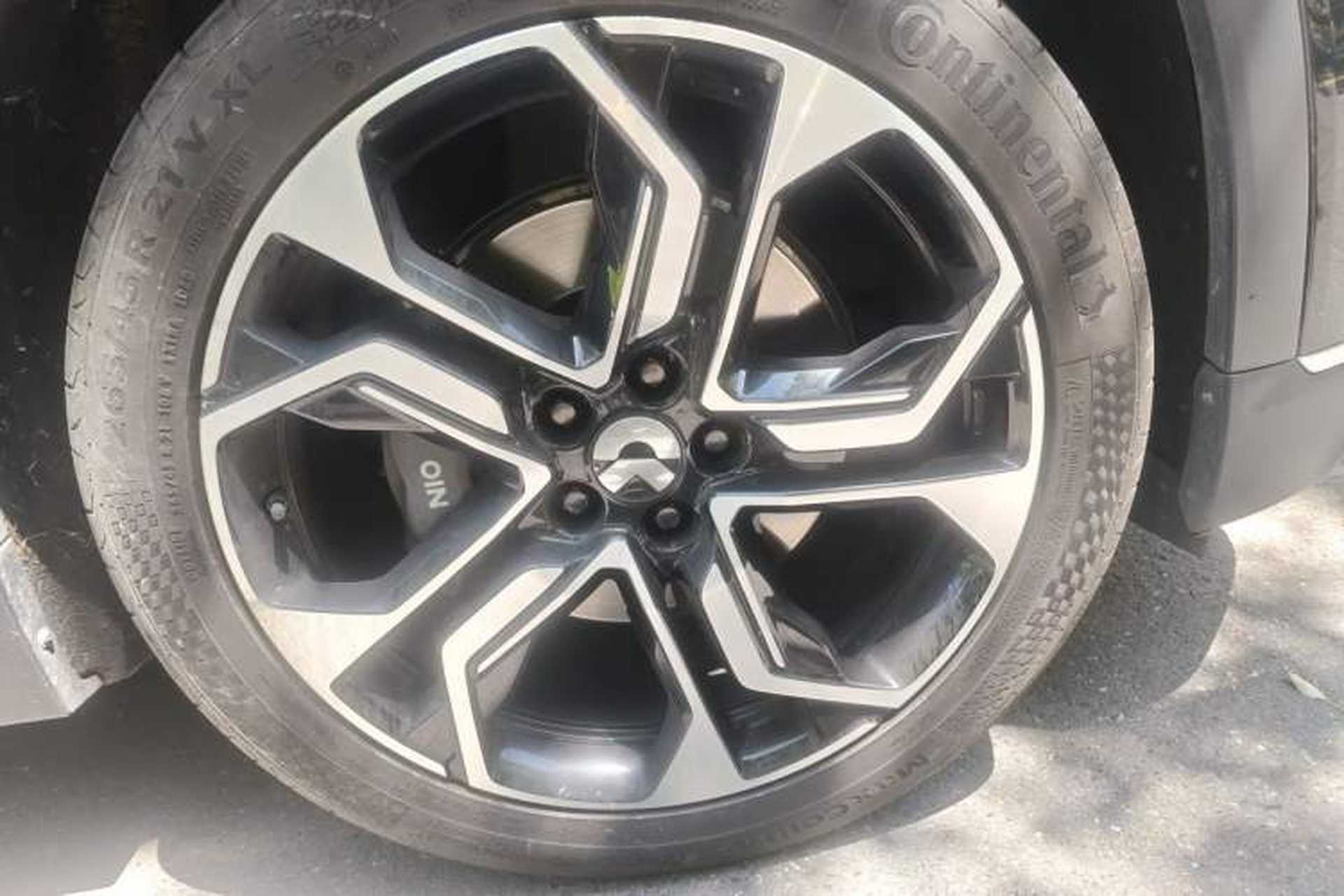 Used Nio ES8 2020 415 km Signature Edition 6-Seater Version Right Front Wheel Hub
