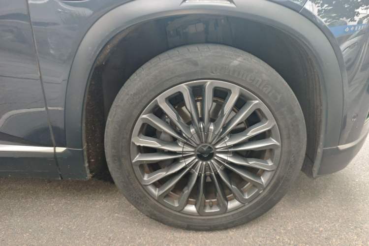 Used Nio ES8 2020 415 km Range 6-Seater Version Right Front Wheel Hub
