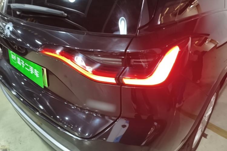 Used Nio ES8 2020 415 km Range 6-Seater Version Right Rear Taillight