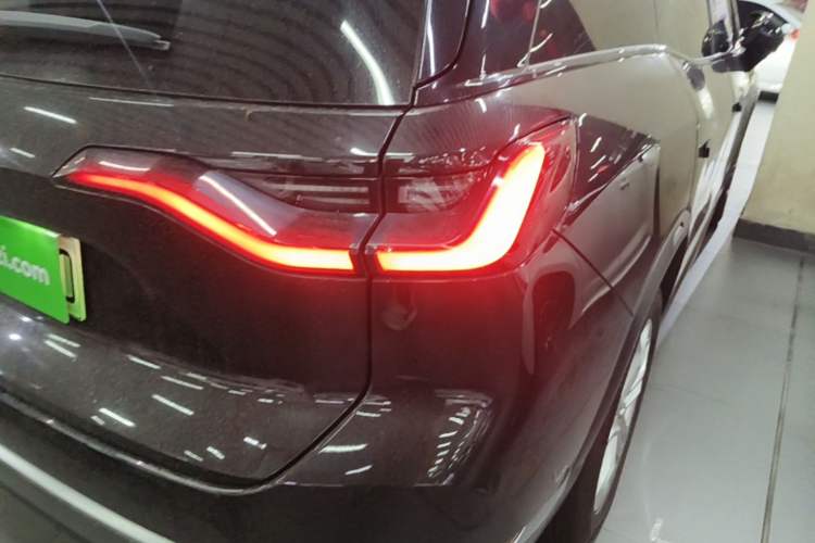 Used Nio ES8 2020 415 km Range 6-Seater Version Right Rear Taillight