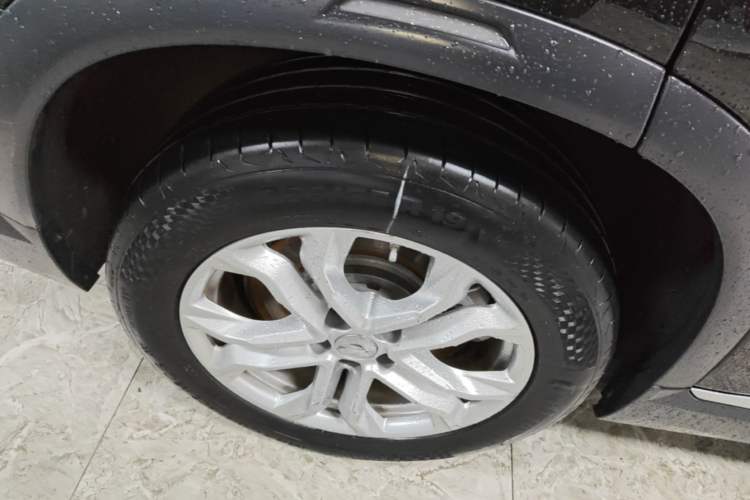Used Nio ES8 2020 415 km Range 6-Seater Version Right Rear Wheel Hub