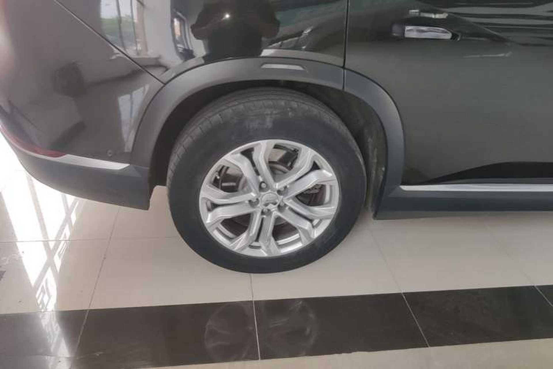Used Nio ES8 2020 580 km Range 7-Seater Version Right Rear Wheel Hub