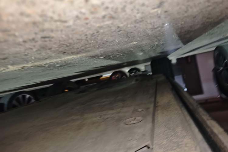 Used Nio ES8 2020 415 km Range 6-Seater Version Right Side Sill