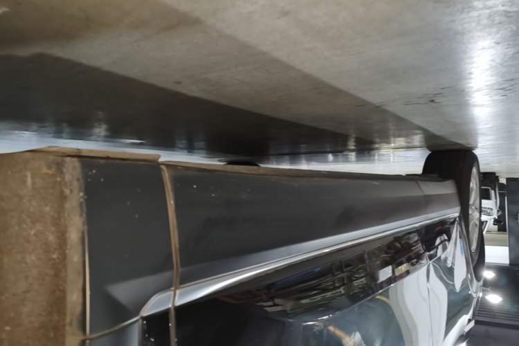 Used Nio ES8 2020 415 km Range 6-Seater Version Right Side Sill