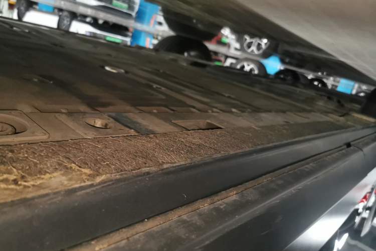 Used Nio ES8 2020 580 km Range Six-Seater Version Right Side Sill