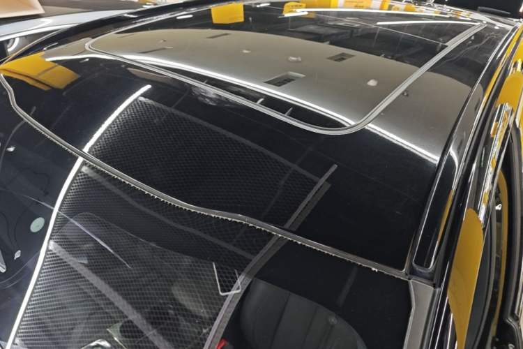 Used Nio ES8 2020 580 km Range Six-Seater Version Roof