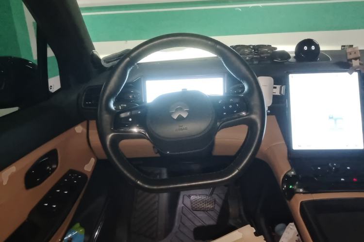 Used Nio ES8 2020 580 km Range Six-Seater Version Steering Wheel