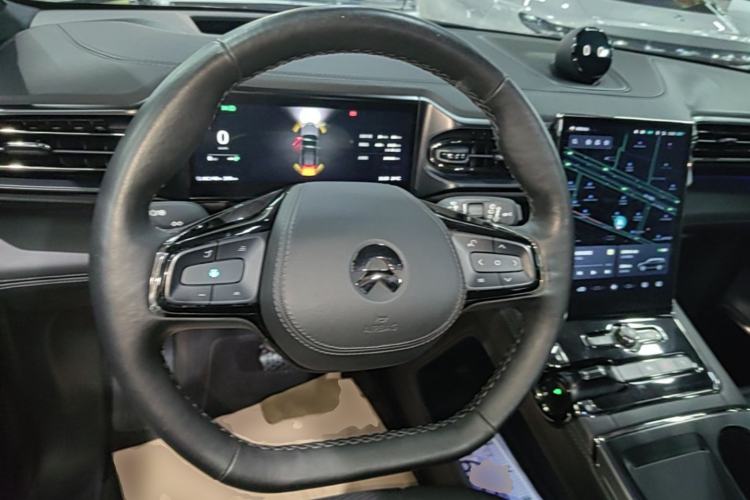 Used Nio ES8 2020 415 km Signature Edition 6-Seater Version Steering Wheel