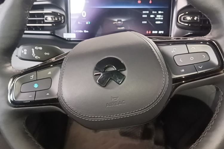 Used Nio ES8 2020 580 km Range Signature Edition Six-Seater Version Steering Wheel