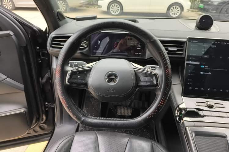 Used Nio ES8 2020 450 km Range 6-Seater Version Steering Wheel