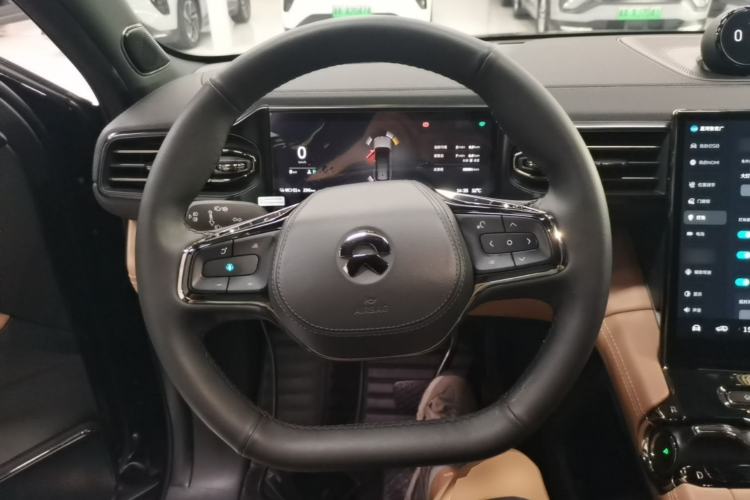 Used Nio ES8 2020 580 km Range Six-Seater Version Steering Wheel