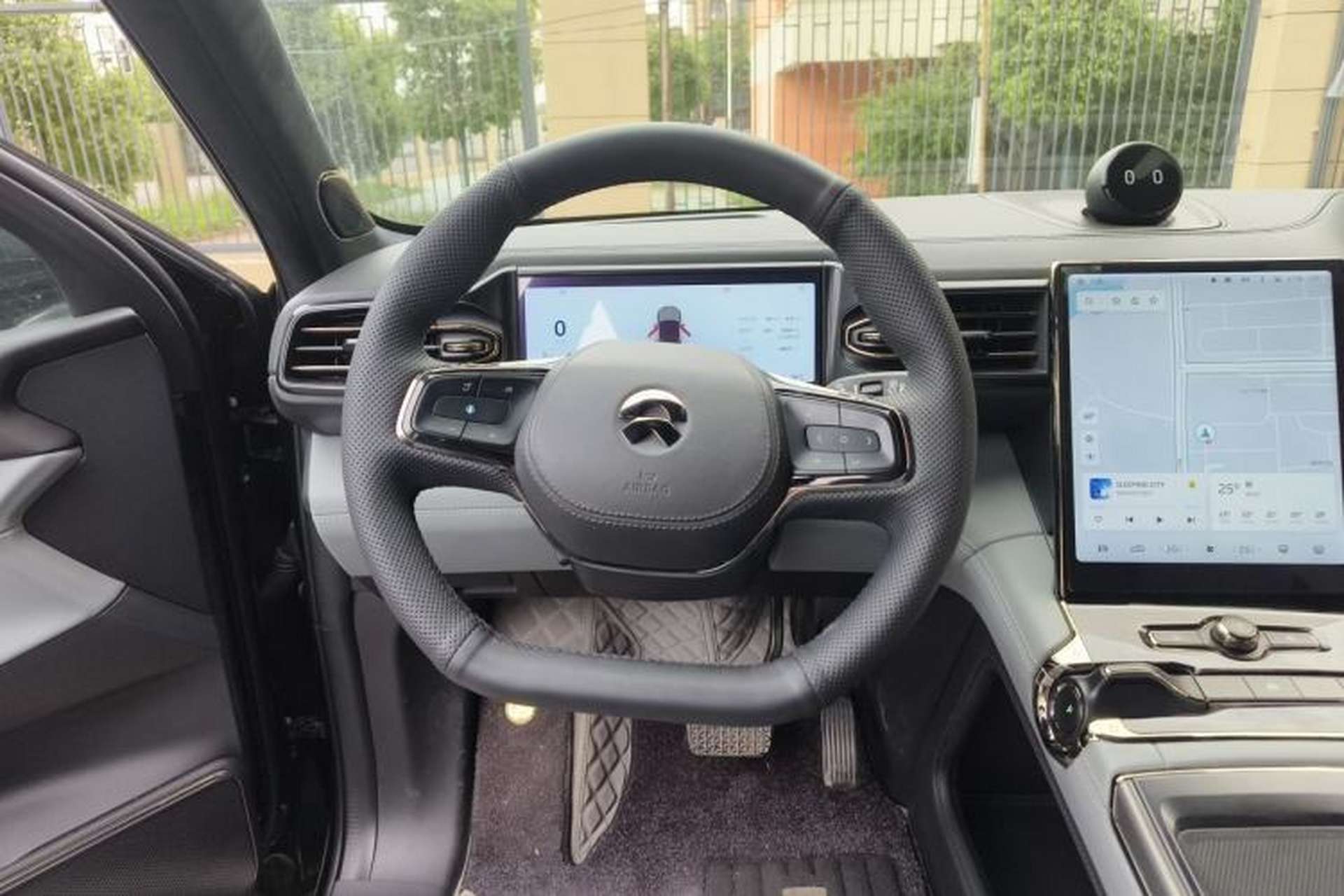 Used Nio ES8 2020 580 km Range Signature Edition Six-Seater Version Steering Wheel