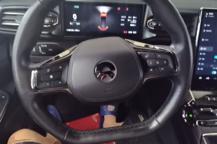 Used Nio ES8 2020 580 km Range Six-Seater Version Steering Wheel