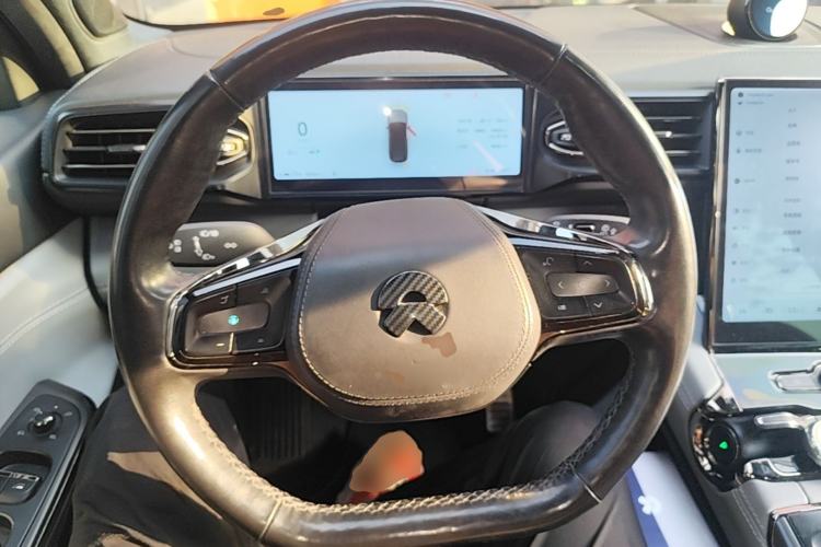 Used Nio ES8 2020 580 km Range Signature Edition Six-Seater Version Steering Wheel
