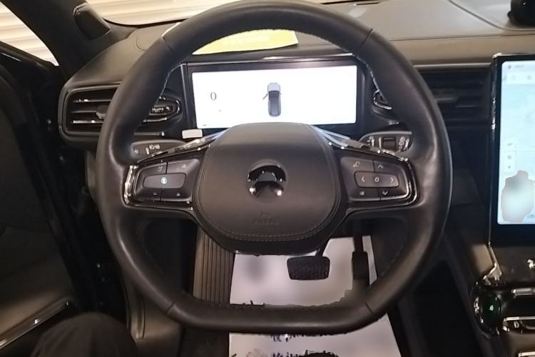Used Nio ES8 2020 450 km Signature Edition 7-Seater Version Steering Wheel