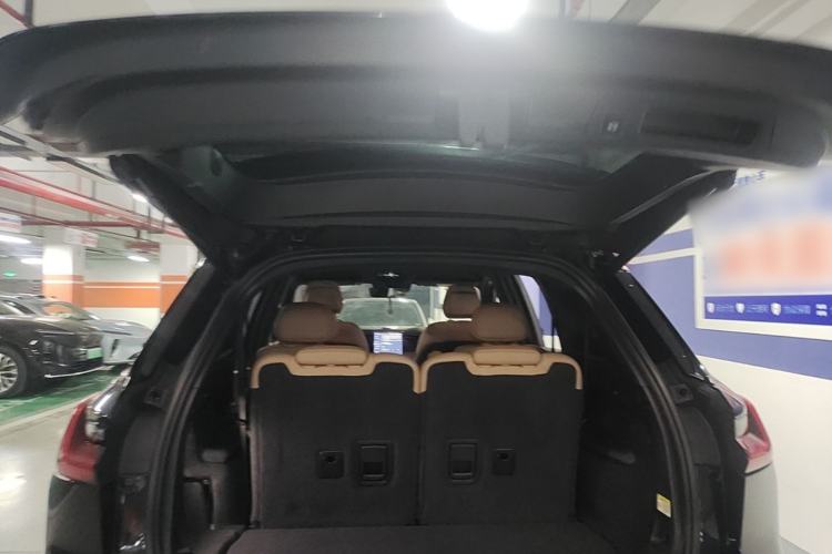 Used Nio ES8 2020 580 km Range Six-Seater Version Trunk