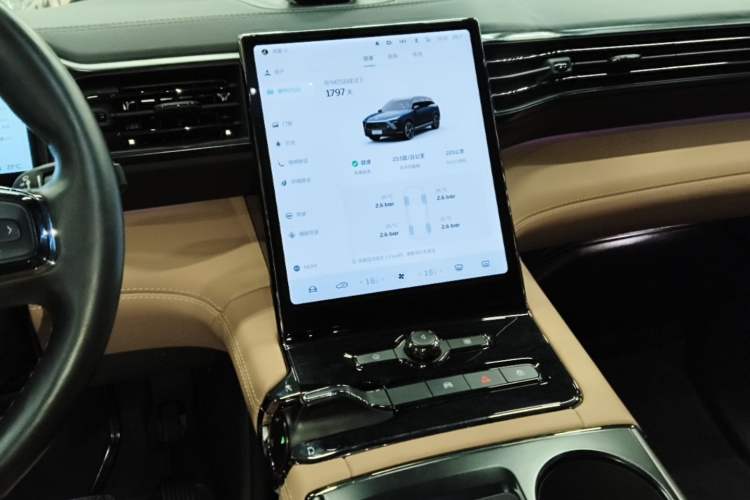 Used Nio ES8 2020 580 km Range Signature Edition Six-Seater Version Audio And AC Panel