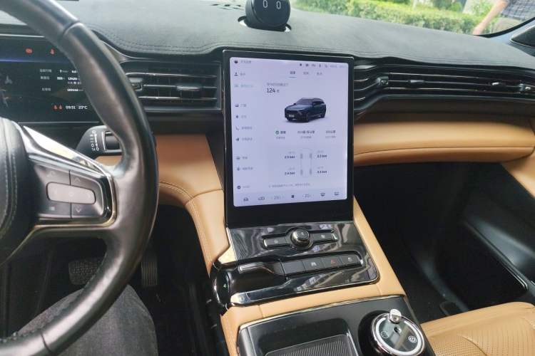Used Nio ES8 2020 580 km Range Signature Edition Six-Seater Version Audio And AC Panel