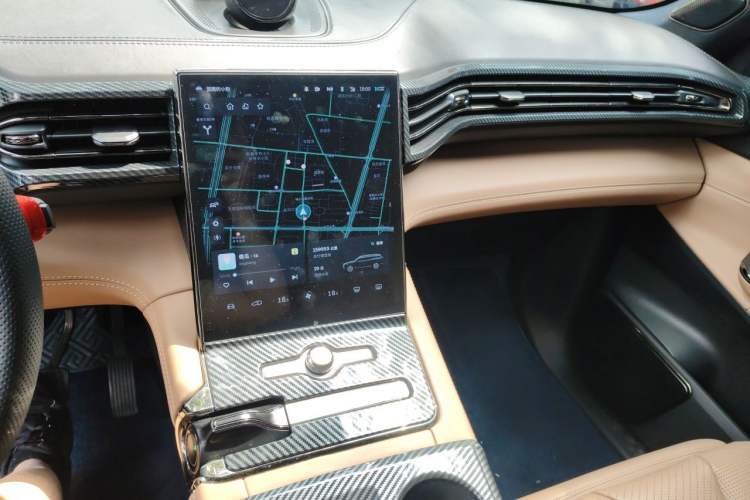 Used Nio ES8 2020 415 KM Signature Edition 7-Seater Version Audio And AC Panel