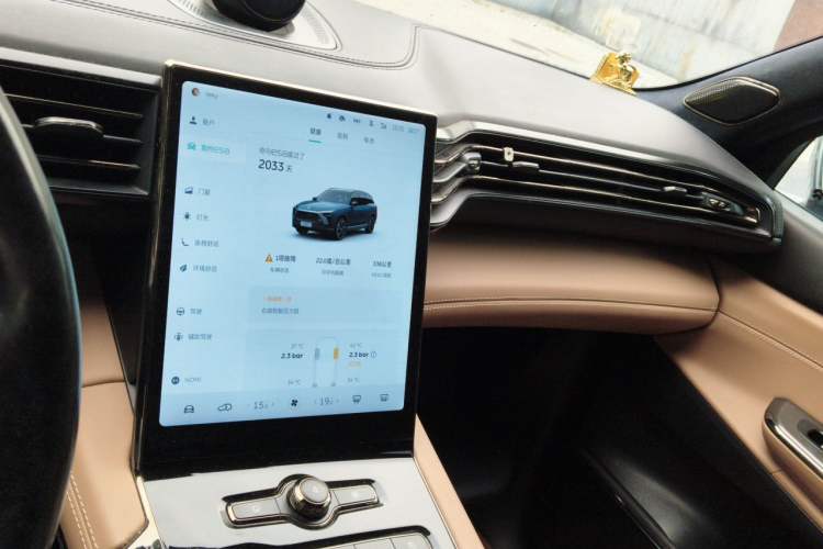Used Nio ES8 2020 580 km Range Signature Edition Six-Seater Version Audio And AC Panel