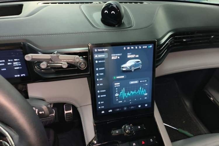 Used Nio ES8 2020 415 km Signature Edition 6-Seater Version Audio And AC Panel
