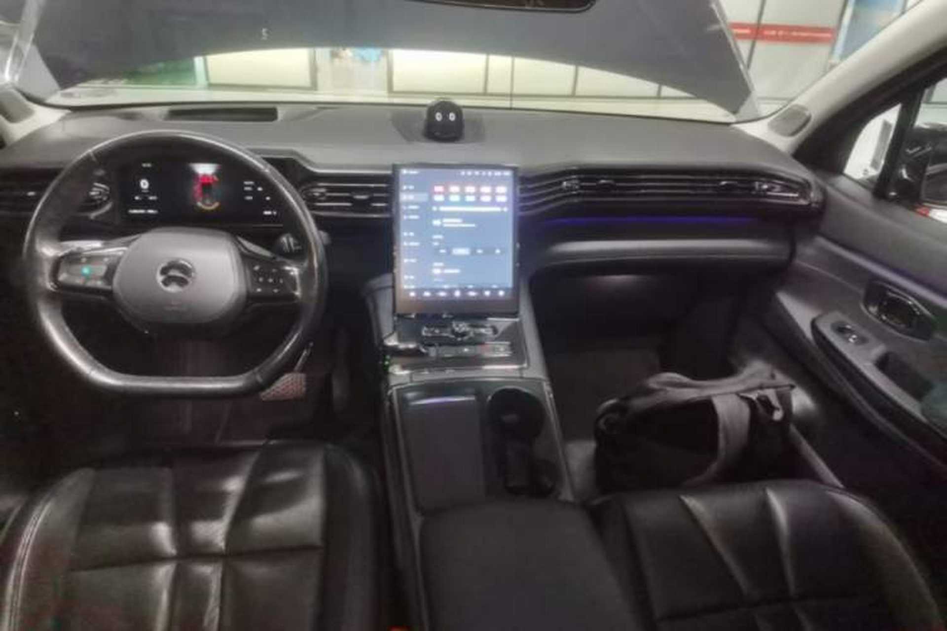 Used Nio ES8 2020 450KM Signature Edition Six-Seater Version Audio And AC Panel