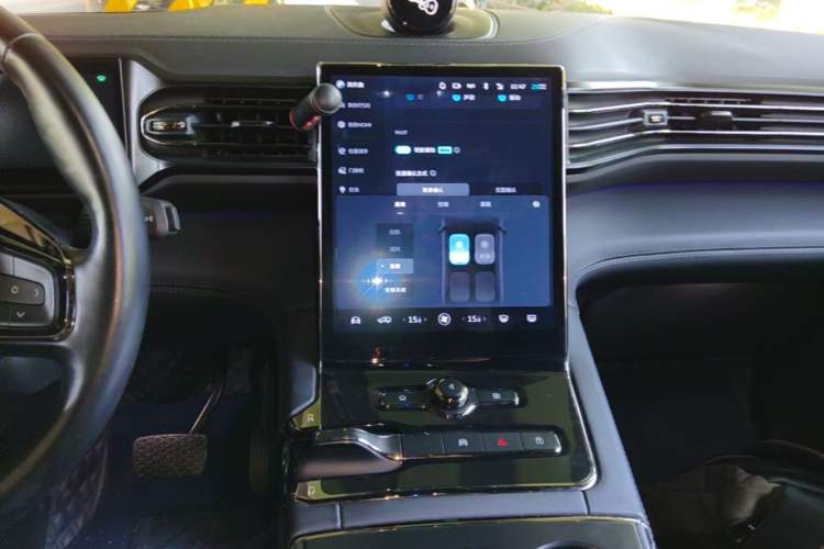Used Nio ES8 2020 415 km Signature Edition 6-Seater Version Audio And AC Panel