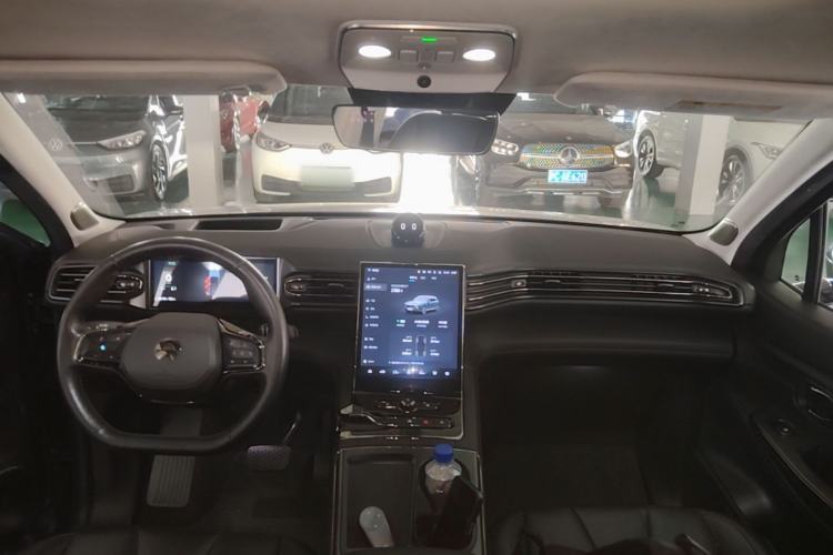 Used Nio ES8 2020 415 km Signature Edition 6-Seater Version Center Console