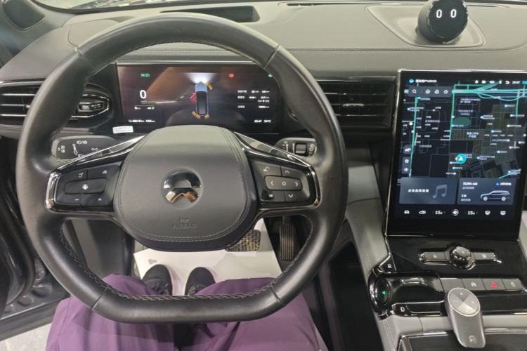 Used Nio ES8 2020 580 km Range Six-Seater Version Center Console