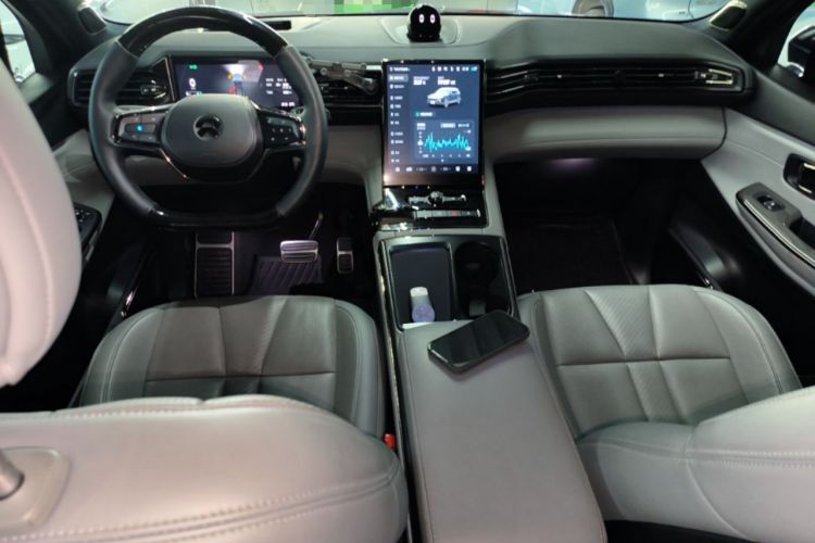 Used Nio ES8 2020 415 km Signature Edition 6-Seater Version Center Console
