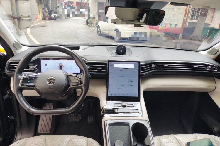 Used Nio ES8 2020 415 km Signature Edition 6-Seater Version Center Console