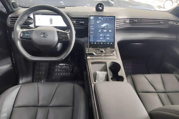Used Nio ES8 2020 415 km Signature Edition 6-Seater Version Center Console