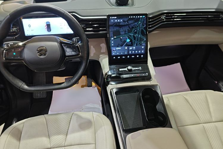 Used Nio ES8 2020 415 km Signature Edition 6-Seater Version Center Console